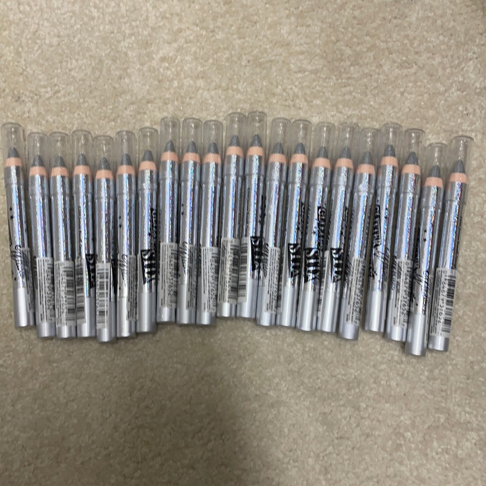 21 JEROME RUSSELL WINKS GLITTER STIX LINER PENCILS